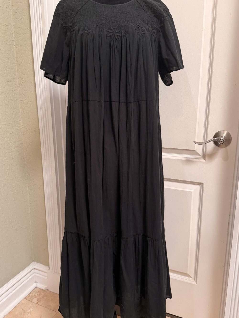 Madewell Black Embroidered-Yoke Short-Sleeve Maxi Beach Dress Coverup